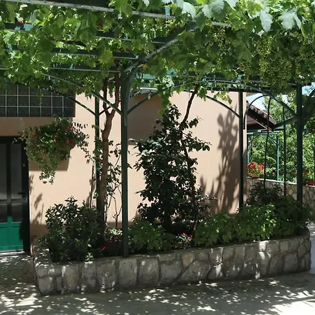 Διαμέρισμα Komel Ii
