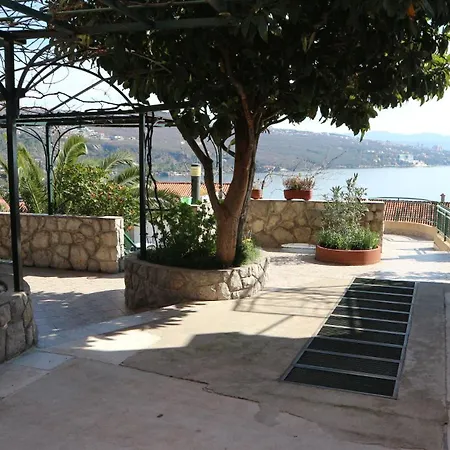 Διαμέρισμα Komel Ii
