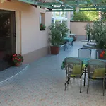 Komel Ii Lägenhet Opatija