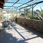 Komel Ii Lägenhet Opatija