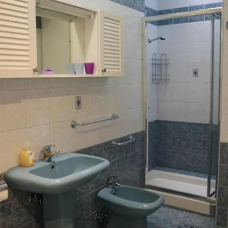 Komel Ii Apartman Abbázia