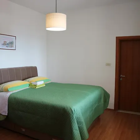Komel Ii Apartman *