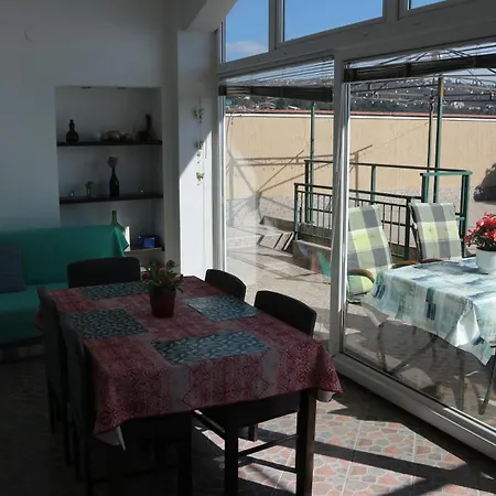 Komel Ii Apartman Abbázia
