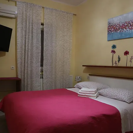 Komel Ii Apartman Abbázia