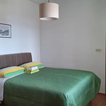 Komel Ii Apartman Abbázia