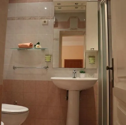 Komel Ii Apartmán *