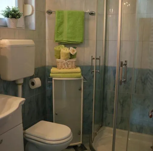 Komel Ii Apartmán *