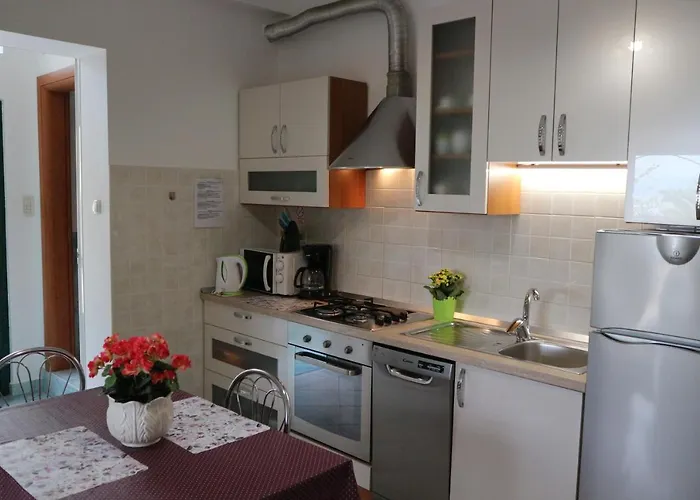 Appartement Komel Ii